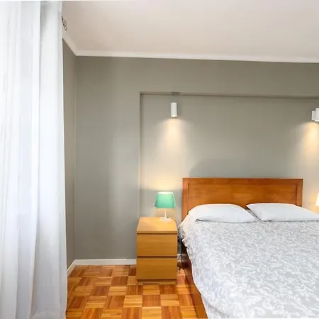 Boavista Deluxe With Private Parking 포르투